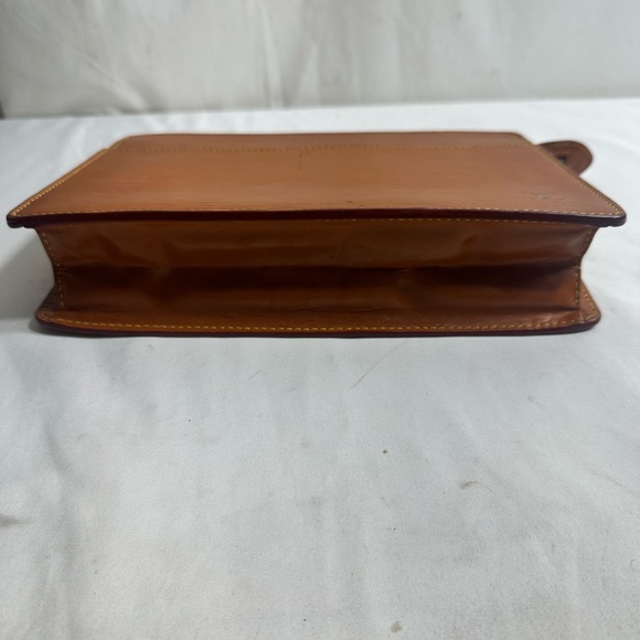 Louis Vuitton Clutch Bag - Picture 5 of 9